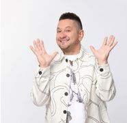 Patru probe şi o finală îi conduc pe concurenţii show-ului ''Hai că poţi!, în fiecare ediţie, spre un premiu atractiv! Premiera emisiunii, duminică, de la 21:00, la Kanal D